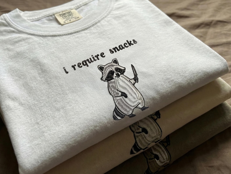 I Require Snacks Personalized Embroidered T-shirt - Raccoon Tee - Custom Animal Gift - Funny Cozy Comfort Colors Shirt Bild 5