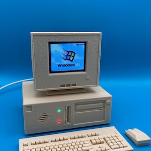 TinyX86 Computer PC Desktop AT Anni 90 Vintage Windows 95 3Dfx Sound Blaster Pentium MMX Gadget Idea Regalo Retro Arcade Retrogaming Nerd