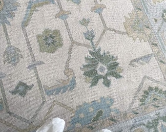 Hand-Knotted Wool Oushak Rug, Vintage Floral Carpet, 8x10