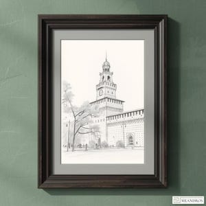 Puede incluir: Boceto en blanco y negro enmarcado de un edificio alto con una torre del reloj, probablemente un castillo o una estructura histórica. La obra de arte está en un marco de madera marrón oscuro, sobre una pared verde. Dibujo arquitectónico detallado.