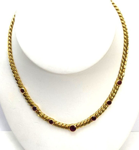 Modern 18kt Yellow Gold and Ruby Necklace