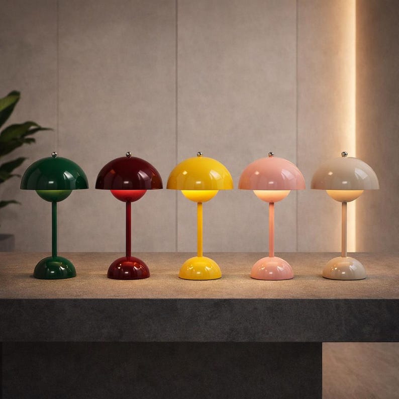 Lámpara de mesa con forma de hongo, recargable, para mesita de noche. Lámpara nórdica con forma de capullo de flor para leer en el escritorio del dormitorio.