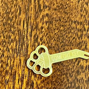 Vintage Comfort Key or Comfee, Used For Adjustment Of Clip On Earrings, Metal Key, Jewelry Accessory, Mid Century Earring Adjuster image 2