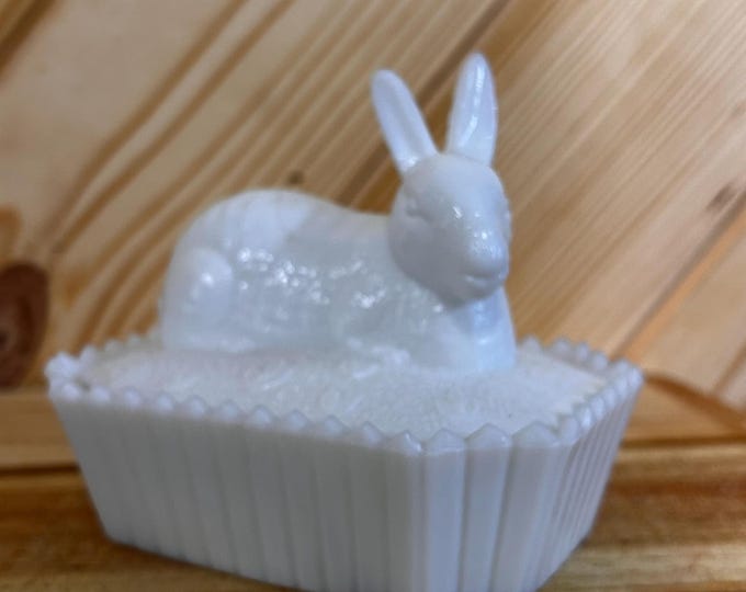 Bunny on a Nest Butter Dish Westmoreland 2pc Lidded Milk Glass Rabbit ...