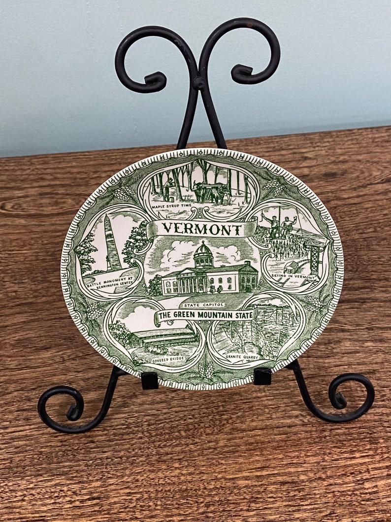 Vermont Collectible Plate Road Trip Vermont Souvenir Plate Farmhouse Gallery Wall Green and White Decorative Plate