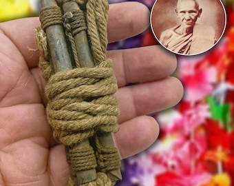 Amuleto Luang Por Derm Takrut: Encanto de protección tailandés