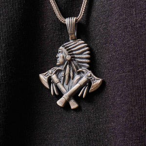 Native Häuptling Kopf Halskette: 925K Silber Äxte Halskette, Tribal Statement Schmuck, Indianer Häuptling Kopf Halskette