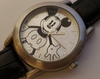 Watch Mickey Mouse Disney Limited Release RUNS