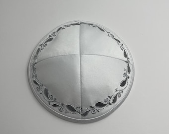 Embroidered Wedding Kippah - Handmade White Yarmulke 