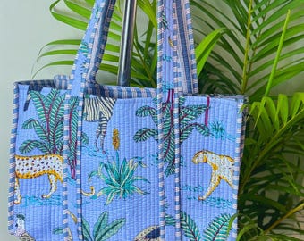 Bolsos de mano acolchados con estampado safari azul – Bolso de hombro de algodón Kantha hecho a mano