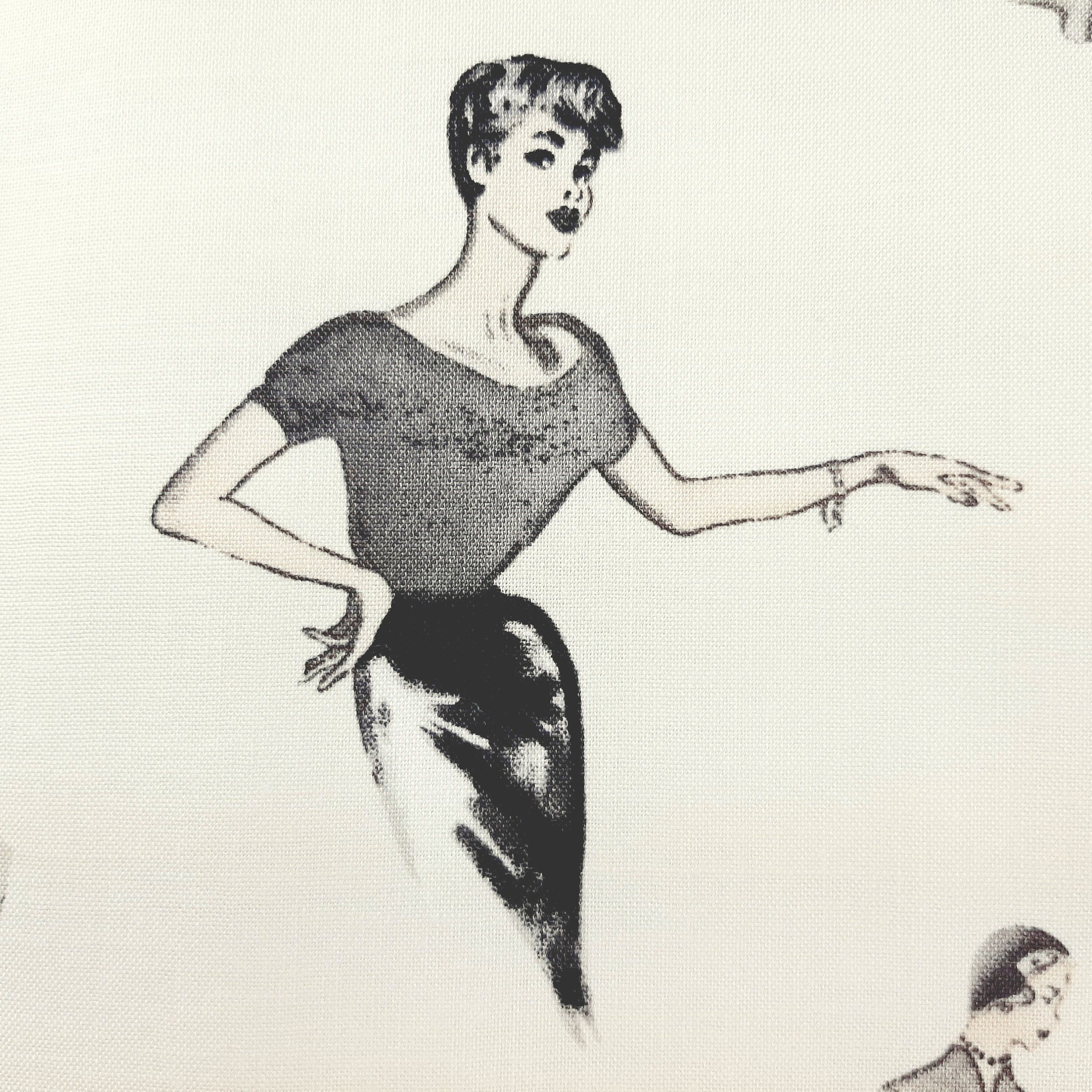 1 Yard Retro 1950's 1960's Style FASHION MODELS COUTURE 1 Yard Retro 1950's 1960's Style FASHION MODELS COUTURE