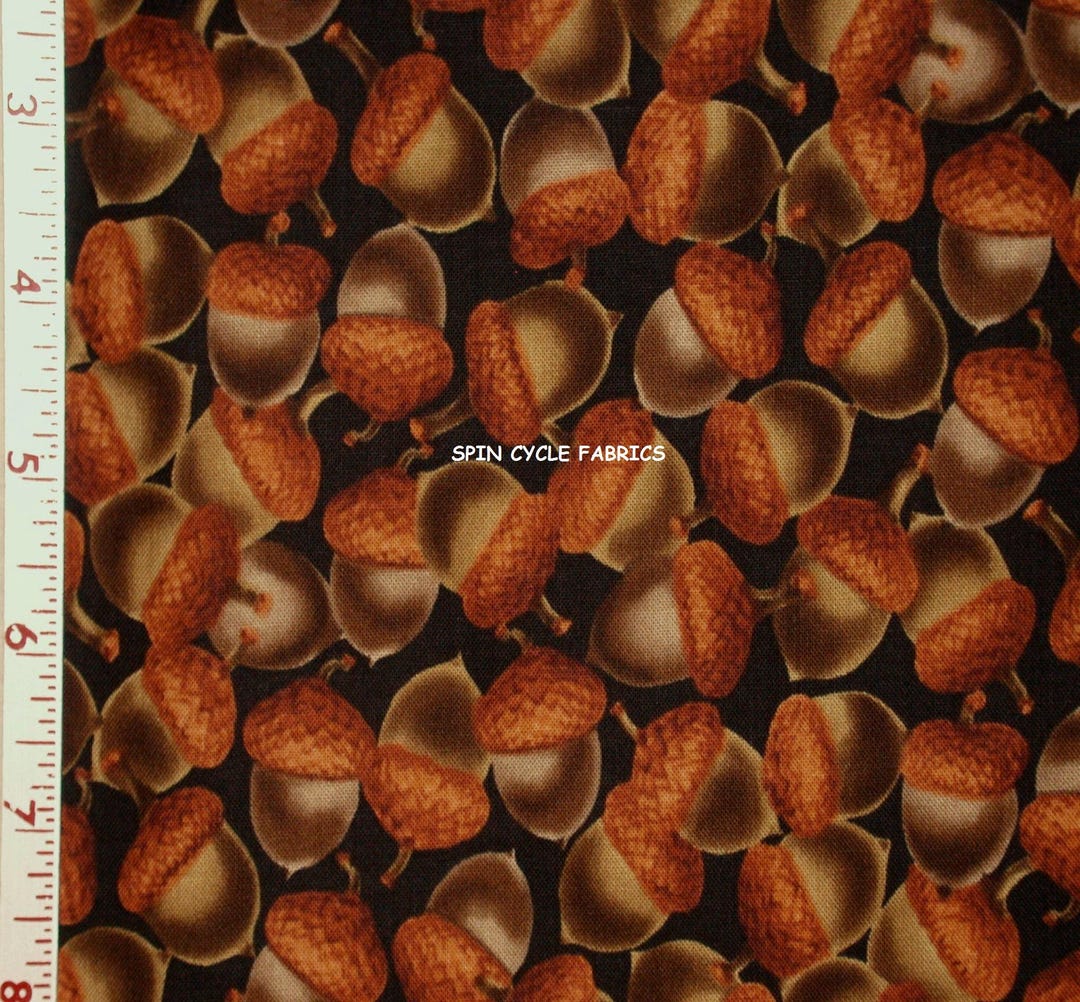 1 Fat Quarter AUTUMN ACORNS Acorn Nuts FALL Oak Nut Chestnut Timeless ...