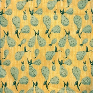 1 Fat Quarter COLONIAL PEAR TOSS Country Jacobean Ro Gregg Golden Yellow Sage Classic Northcott Quilting Sewing Fabric