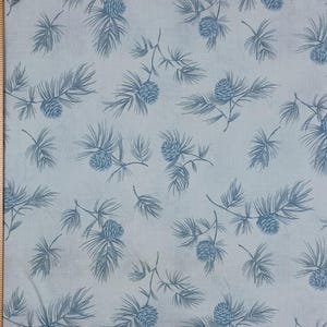 1 Yard Vintage SNOWY WINTER PINECONES Tonal Blau Pine Bäume Weihnachten Cranston Print Werk Patchwork Quilten Nähen Stoff