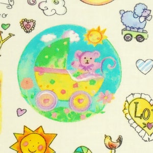 以下が含まれることがあります： ベビーカーの中にテディベアがいる、カラフルなイラスト。ベビーカーは花と笑顔の太陽に囲まれています。イラストには「Love」と「Baby」の文字も含まれています。