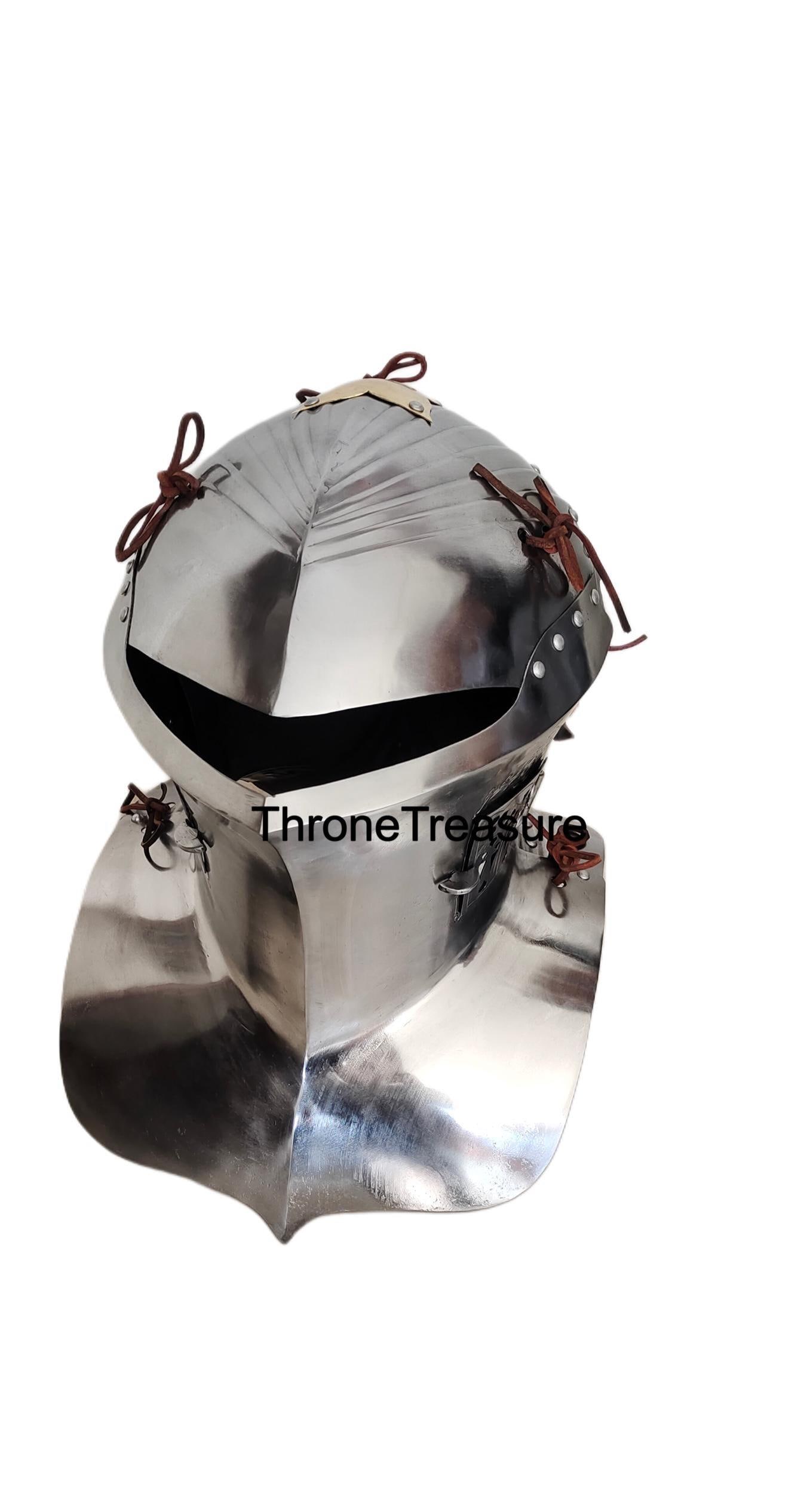 Frog mouth helmet - Etsy 日本