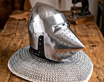 Medieval Hounskull Bascinet Helmet with Chainmail Aventail - 14th Century Knight Armor LARP, Reenactment