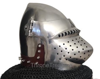Middeleeuwse Churburg-bascinethelm met Aventail Knight Armor re-enactmenthelm