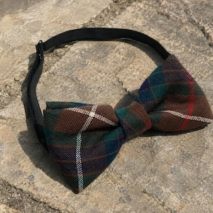 Gents Fraser Hunting Tartan Bow Tie | 100% Pure Wool | Made in Scotland