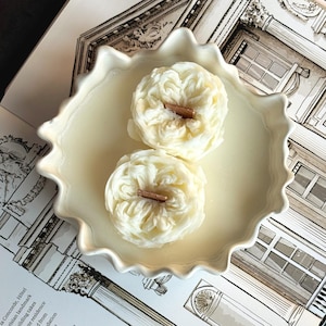 Handmade soy wax candle, Plaster bowl, Wooden crackling wicks,Floral design candle, Home decor, Gift for her, Cozy aesthetic, Natural candle