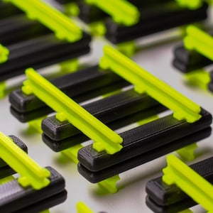 Magnetic Rail Slider Fidget / Magnetic Desk Toy