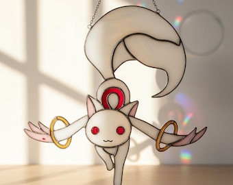 Kyubey Resin Suncatcher, Pu.ella Magi Ma.do.ka Magica Anime Fan Art, Magical Girl Window Hanging Decor Gift
