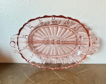 Vintage Pink Depression Glass Divided Relish Dish – Anchor Hocking “Oyster & Pearl” 1938–1940 – Oval Scalloped Serving Tray with Handles