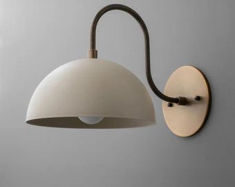 Mid Century Modern Brass Wall Sconce Light – Stylish Wall Lighting Fixture