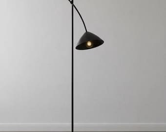 Mid Century Modern Messing Stehlampe Gewölbte Leselampe Vintage Stil Stehleuchte für Wohnzimmer & Schlafzimmer