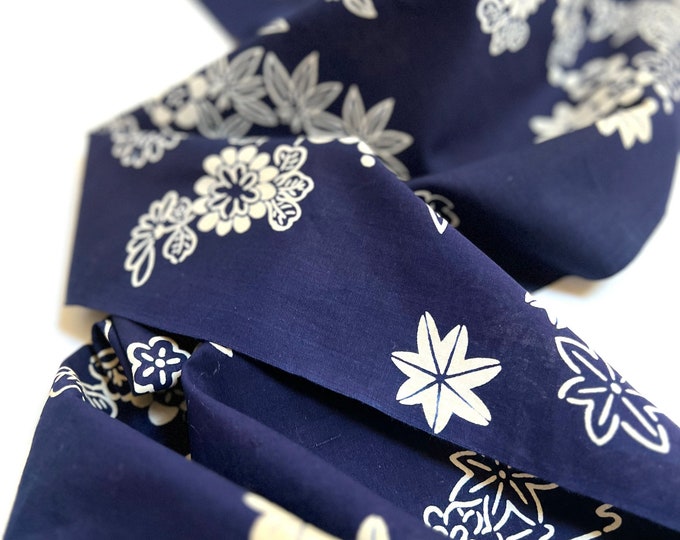 Indigo Blue and White Yukata Cotton Kimono Fabric Unused Bolt by the Yard Floral and Plant OFF