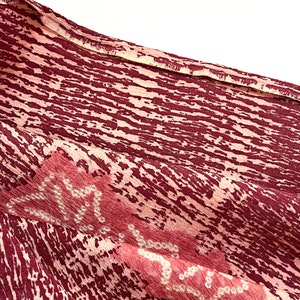 Brick Red Purple + Pink Shibori Silk Kimono Fabric / Vintage Silk / Japanese Silk / Maple + Wood Grain / Recycled Fabric / Sustainable / Eco
