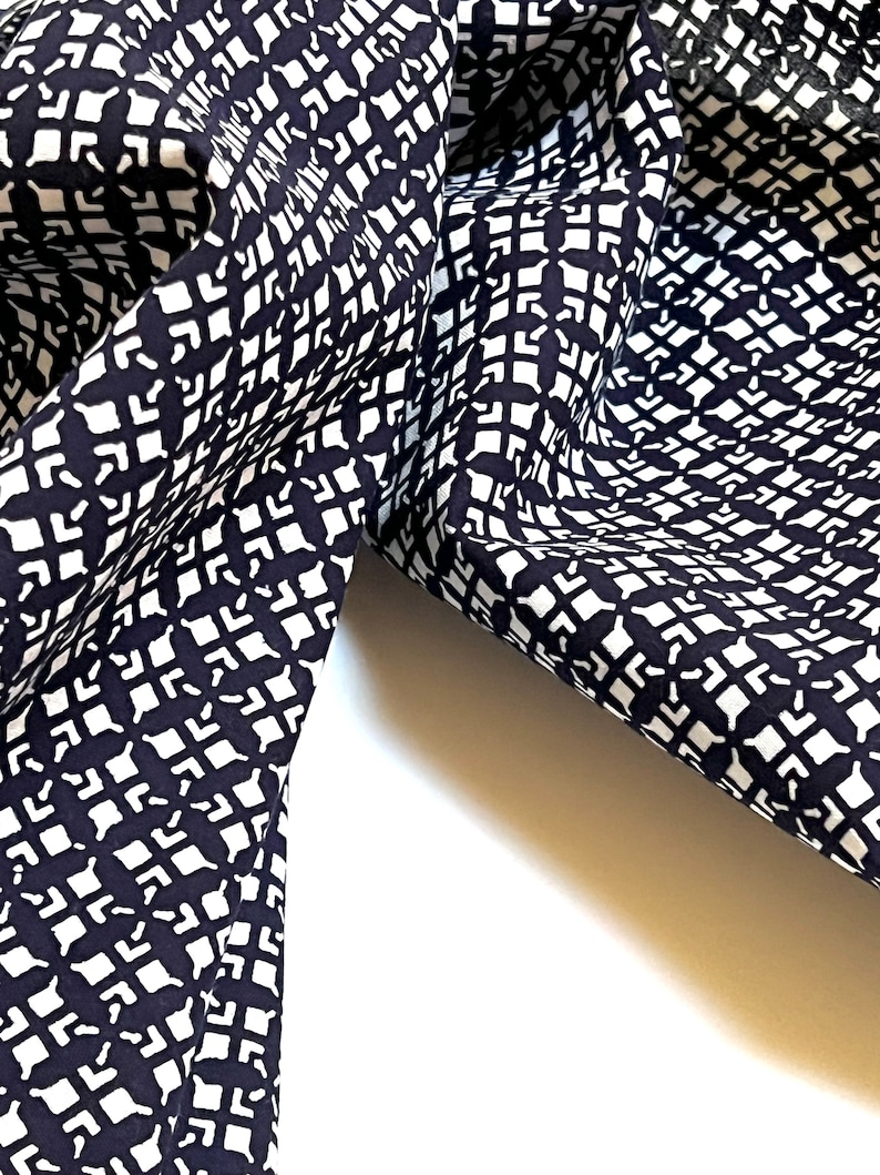 Japanese Yukata Cotton Kimono Fabric Indigo and White Geometric Retro Style OFF the Bolt Vintage