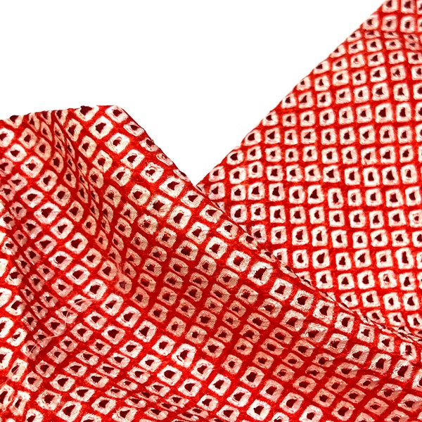 Red and White Full Shibori Silk Kimono Fabric / Vintage Japanese Silk Panels / Recycled Kimono / Christmas Fabric / Sustainable Sewing Gift