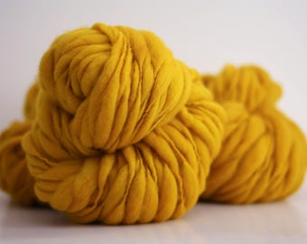 HandSpun Thick and Thin Yarn Bulky Chunky Wool Slub  Hand Dyed TTS™ Yellow Oxide #4
