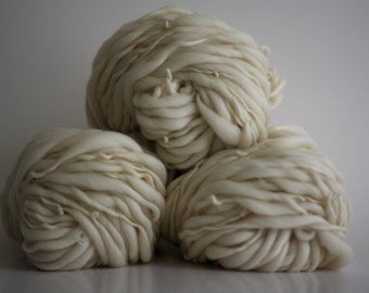 freeship Thick and Thin Hand Spun Raw Yarn Base Bare Dyeing Wool Slub tTS(tm) Bulk Ecru Natural White Undyed Lot-of-27-skeins