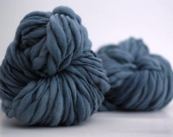 Super Chunky HandSpun Yarn Thick and Thin Wool Slub Hand Dyed tts™ Mineral Blue