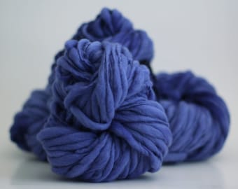 Handspun Thick and Thin Yarn Bulky Wool Slub Hand Dyed tts™ Blueberry