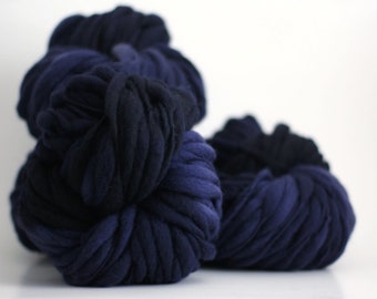Handspun Thick and Thin Yarn Bulky Wool Slub Hand Dyed tts™ Blue Golstone