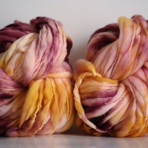 Super Bulky Thick and Thin Yarn Bulky Wool Slub  Hand Dyed Hand Spun Tts™ PW2X Half-pounder Variegated V21007