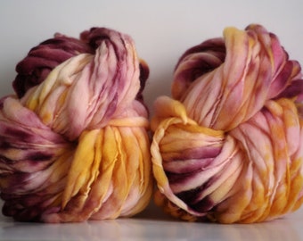 Super Bulky Thick and Thin Yarn Bulky Wool Slub  Hand Dyed Hand Spun Tts™ PW2X Half-pounder Variegated V21007