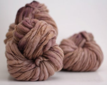 Thick and Thin Yarn Bulky Hand Spun Wool Slub  Hand Dyed Tts™ Purple Clay