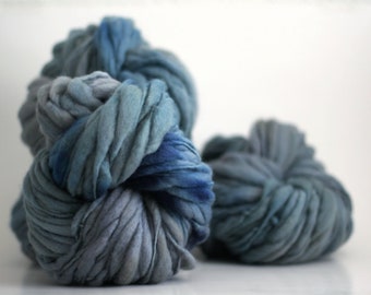 Handspun Thick and Thin Yarn Bulky Wool Slub Hand Dyed tts™  Celestite