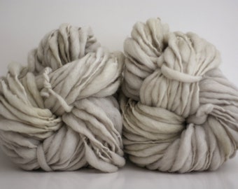 Thick Thin Yarn Bulky HandSpun Chunky Wool Slub  Hand Dyed tts™ δ-Cassiopeia