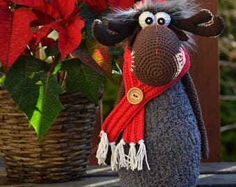 Christmas Moose Crochet Pattern | Amigurumi with Fuzzy Yarn PDF | Festive toys | Holiday Decoration Gift | Intermediate level