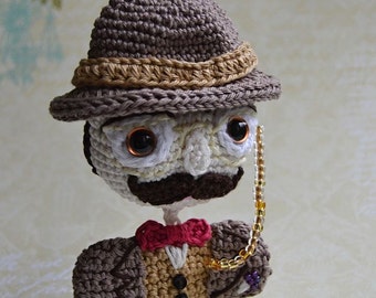 Monsieur Hercule Poirot - crochet pattern