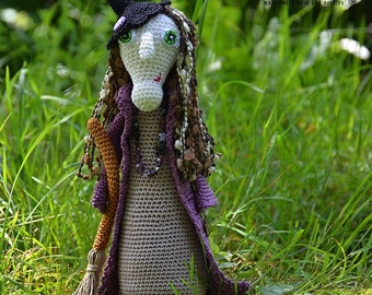 Crochet pattern - Crochet witch Ms.Lavender