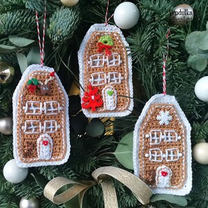 Crochet pattern: gingerbread house Christmas decoration wallhanging ornament digital tutorial pdf VendulkaM image 2