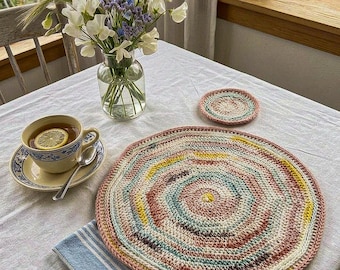 Patrón para juego de manteles individuales y posavasos redondos de ganchillo / Decoración de mesa estilo rústico, diseño en espiral (PDF)