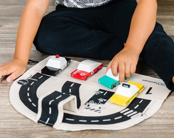 Toddler Car Play Mat Portable Car Caddy Busy Board Waldorf Travel Toy Kid Car Toy Children Travel Activity Set Road Trip Busy Board Travel