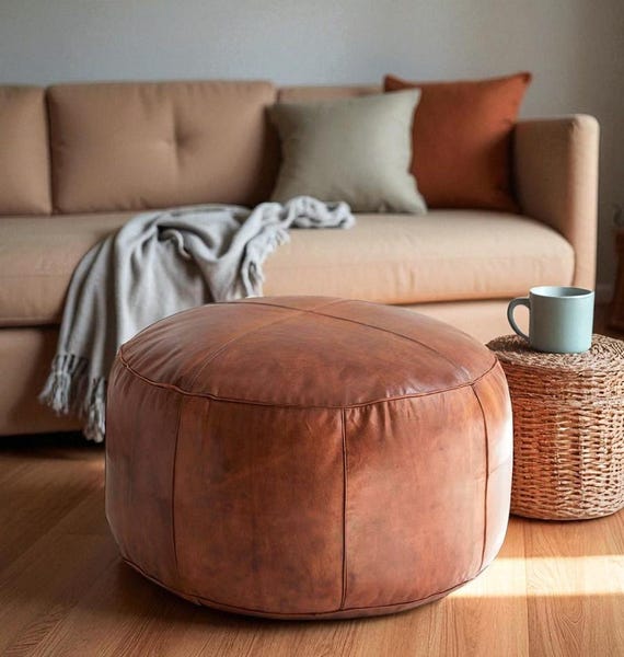 Pouffe Marocaine En Cuir Véritable – Repose-pieds Rond – Artisanat Du Maroc – Argenté